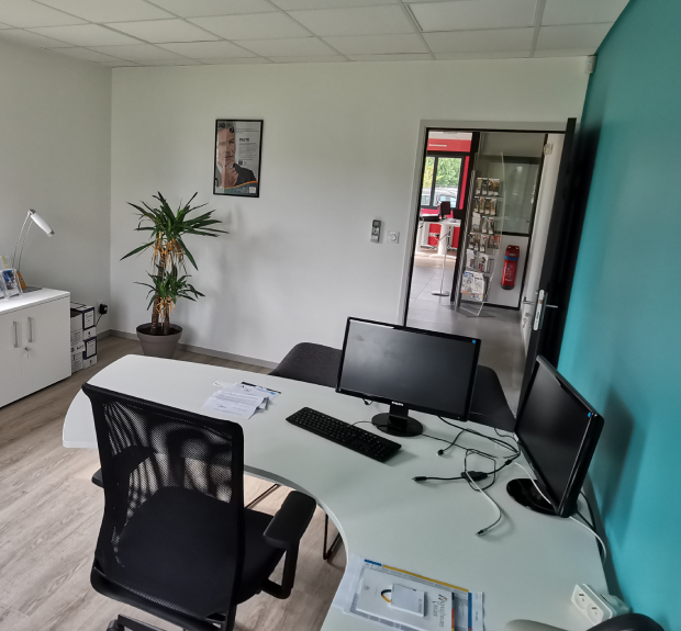Espace de travail d'un collaborateur Michel Creuzot